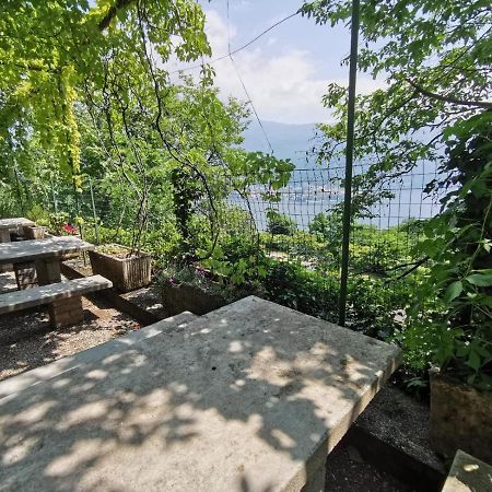 Appartamento Beatrice - Lago Di Como Valbrona ภายนอก รูปภาพ
